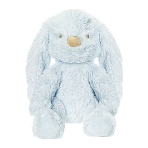 北歐瑞典 Teddykompaniet Lolli 兔兔 (小粉藍), 尺寸  玩偶長度：25 cm, 材質100%聚脂纖維, 洗衣機40度洗滌 , 陰乾即可, (洗衣機正常洗滌)。專門為小寶貝設計的 Lolli 兔兔，擁有雲朵般柔軟的絨毛，抓握時特別舒服有安全感，並減低焦慮情緒，使心情放鬆。考量比較小的寶貝容易擁抱,特別加寬雙腿角度，適合寶貝抱著不容易掉。一如繼往的不用傷腦筋怕掉地上，洗衣機洗後陰乾就好，絕對是陪伴寶貝的第一個好朋友首選！#Fantaskid #Teddykompaniet #Lolli Bunnies #Stuffed Animal #Rabbit #Blue