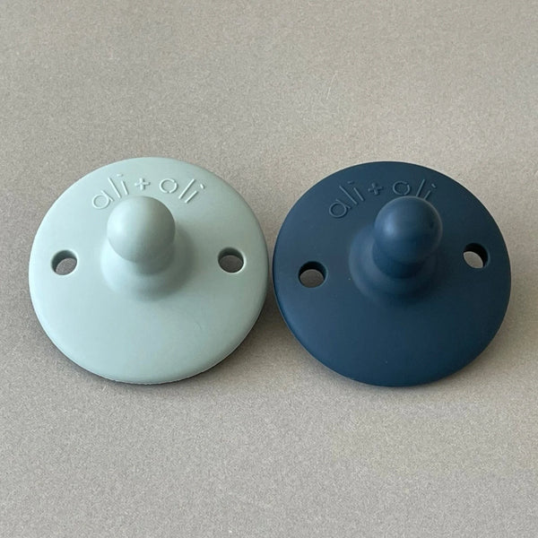 醫療級矽膠奶嘴 2入組 (Blue & Mist) Ali+Oli
