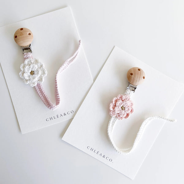 Flower Crochet Dummy Clip | Chléa & Co.
