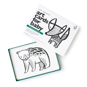 Wee gallery 最熱賣的商品之一，精緻的手繪原創插畫可以讓寶貝們在嬰兒階段就接觸如此具有藝術感的黑白插畫風格。 從一開始，這些藝術卡片就開始發展嬰兒的視覺感知。這套卡片中的六種可愛的動物包括狐狸、刺猬、浣熊、鹿、老鼠和啄木鳥。 #Fantaskid #Wee Gallery #嬰兒藝術卡片 #Art Cards For Baby #Woodland Collection