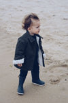 Adam Jacket Eli & Nev Eli & Nev 是一個土耳其品牌,創辦人夫妻來自法國和土耳其,旨在創造舒適時尚經久耐用的作品。以柔和的自然色調設計有機棉童裝,主要是男女皆宜的有機棉嬰兒服裝及有機棉童裝。品牌所有布料通過了 OEKO-TEX 認證及 GOTS 認證。 由法國設計、土耳其製造。 #fantaskid #育兒 #有機棉嬰兒服 #有機棉童裝#兒童選品 #歐洲童裝