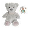 北歐瑞典 Teddykompaniet Malte 大灰熊, 尺寸  玩偶長度： 35cm, 材質100%聚脂纖維, 洗衣機40度洗滌, 陰乾即可(洗衣機正常洗滌)。2023年 Teddykompaniet 最重磅高級款Malte系列，選用觸感有如棉花糖般的超綿密軟綿絨毛，一上手就放不了手！除了調皮可愛的經典外型設計外，布料還是採用有OEKO-TEX認證的最高級別無毒布料！戴著領巾的經典小熊會不會很難照顧呢？！喔不！一樣是洗衣機洗完陰乾就恢復原來的軟綿喔！#Fantaskid #Teddykompaniet #Malte Teddy Bear #Grey