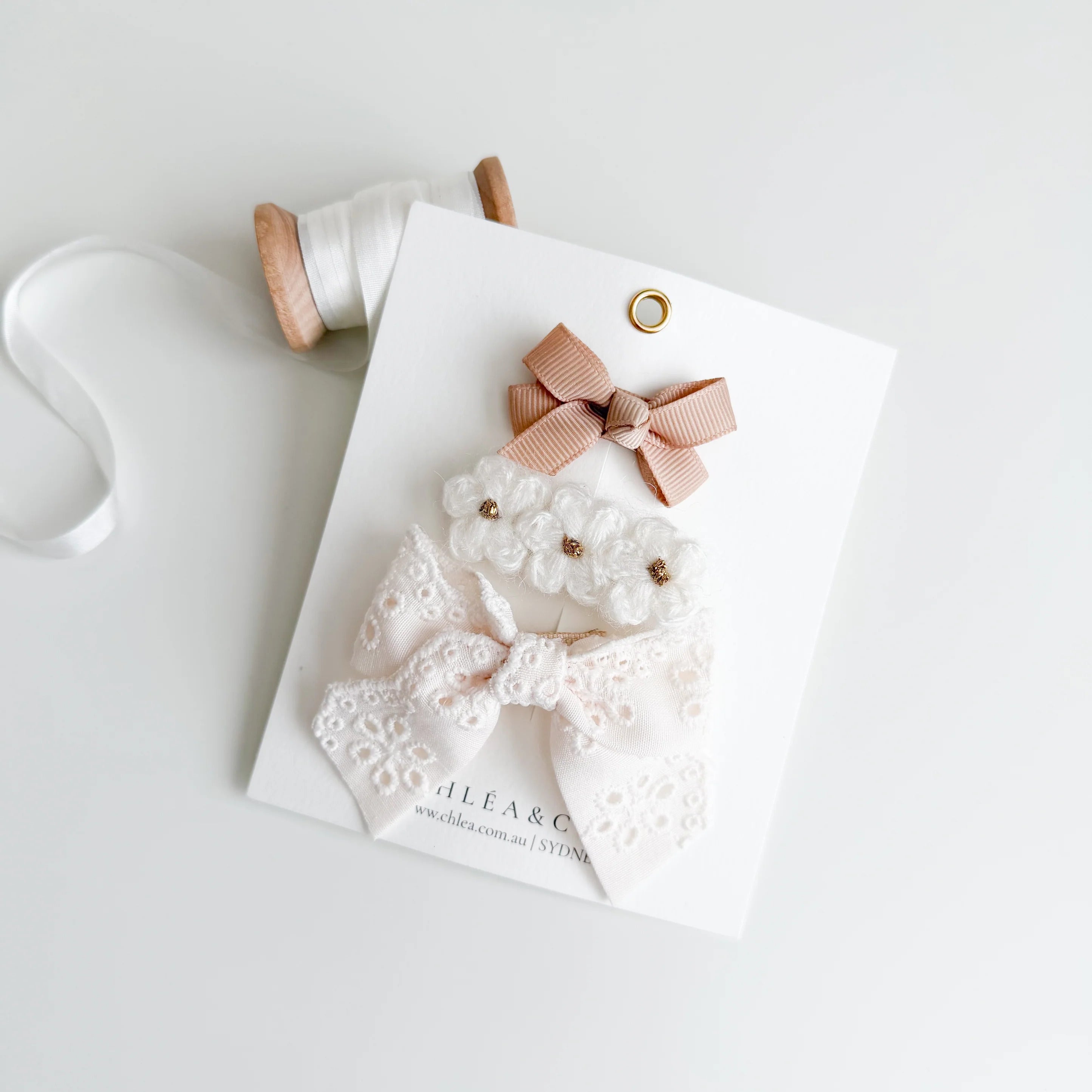 Vanilla | 3pc Bow & Hair Clip Set - Chléa & Co