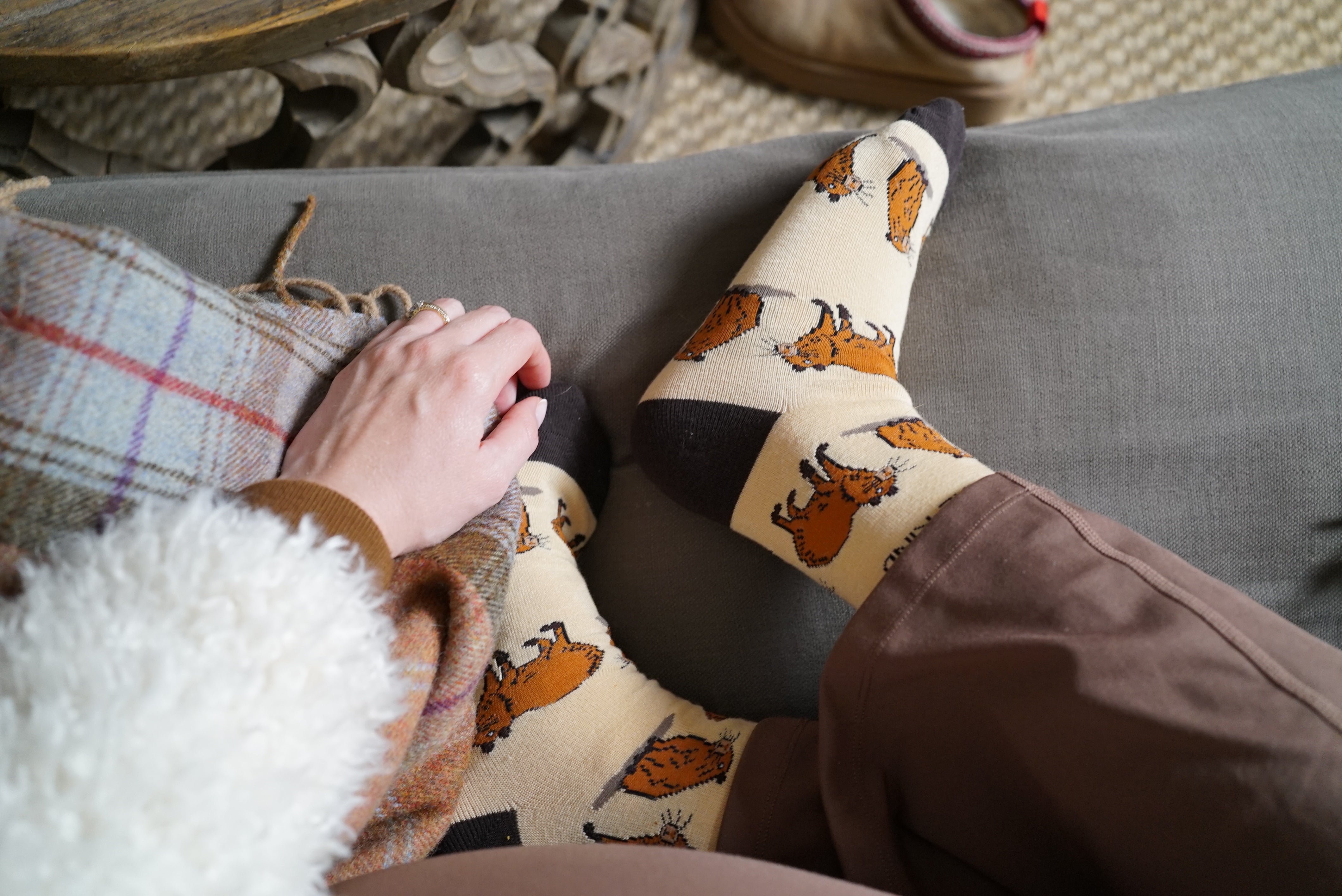 Bare Kind 竹纖維襪 - 水豚 Brown (成人)