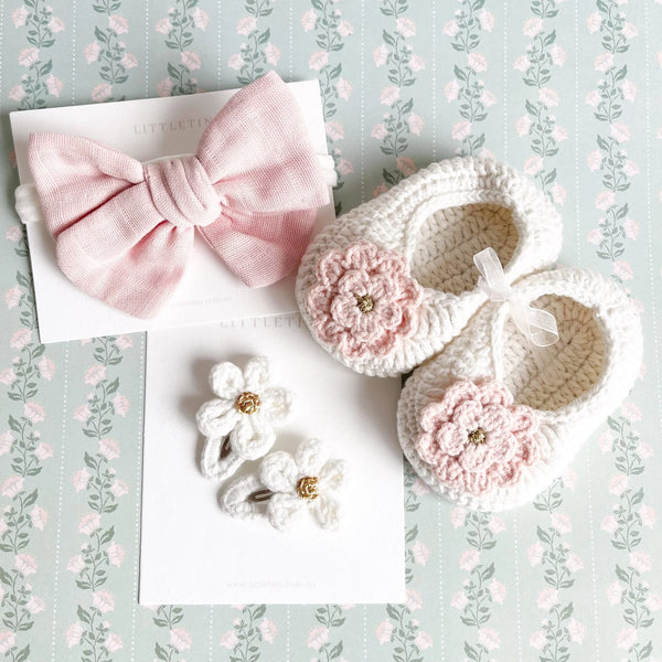 White Baby Girl Gift Set