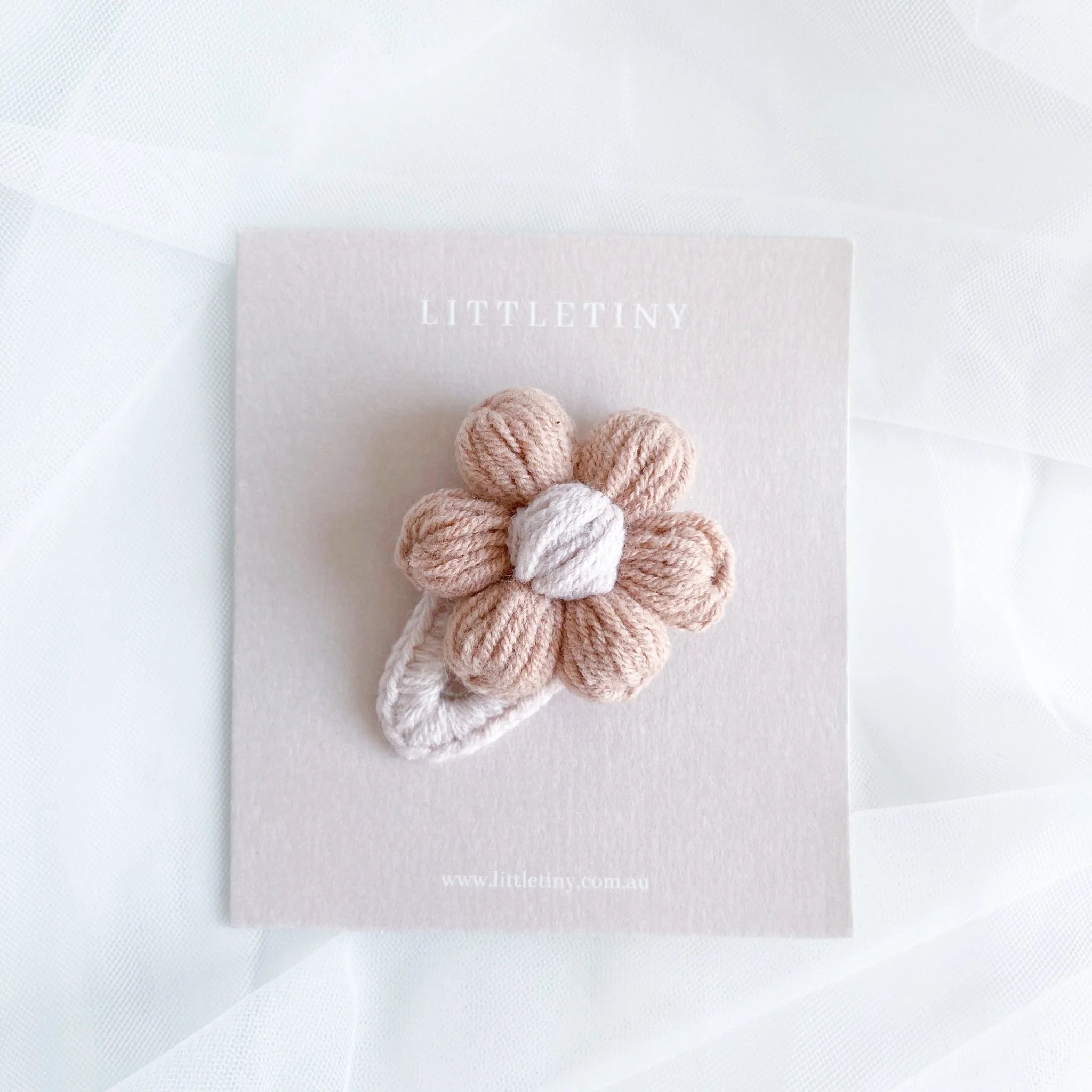 Petite Daisy | Crochet Hair Clip