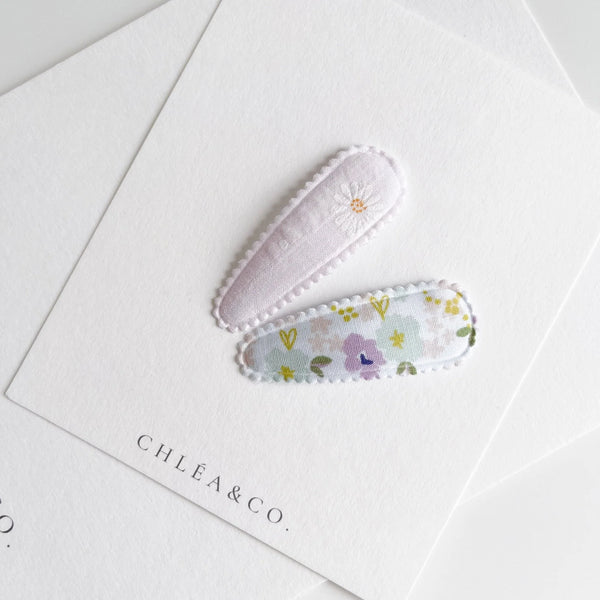 Soft Pink Daisy & Morning Glory Snap Clip